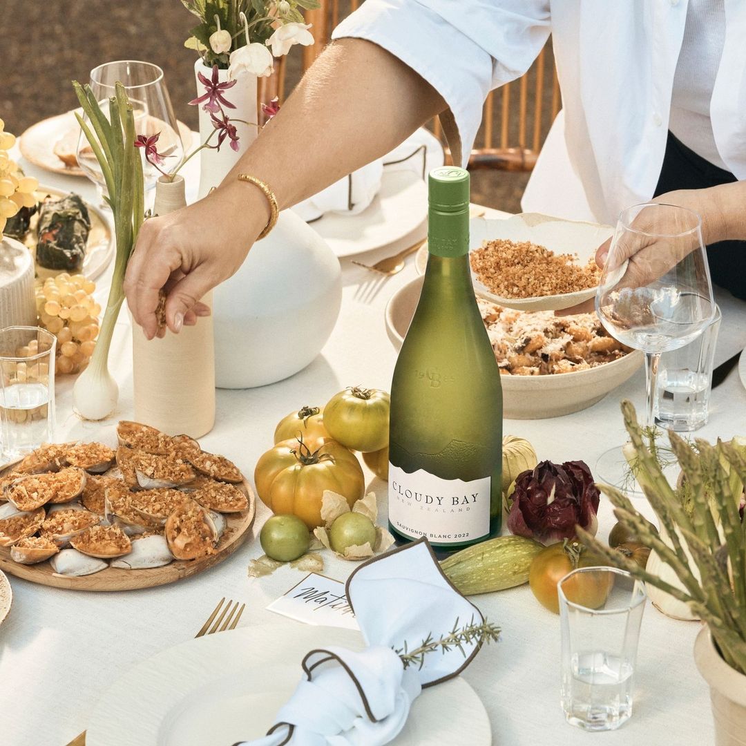 We love pairing our vibrant Sauvignon Blanc with fresh seafood and snappy asparagus at the Sydney Wonderscape!