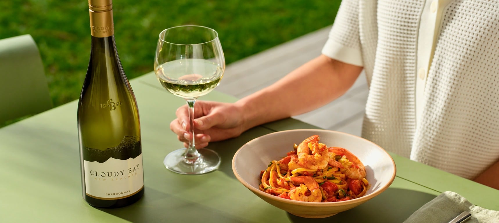 linguine and prawns with sauvignon blanc