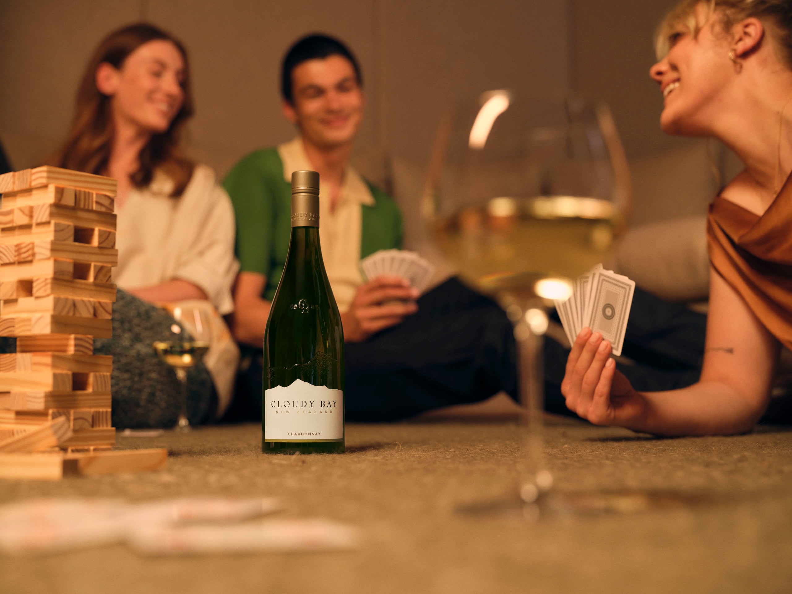 friends-playing-card-games