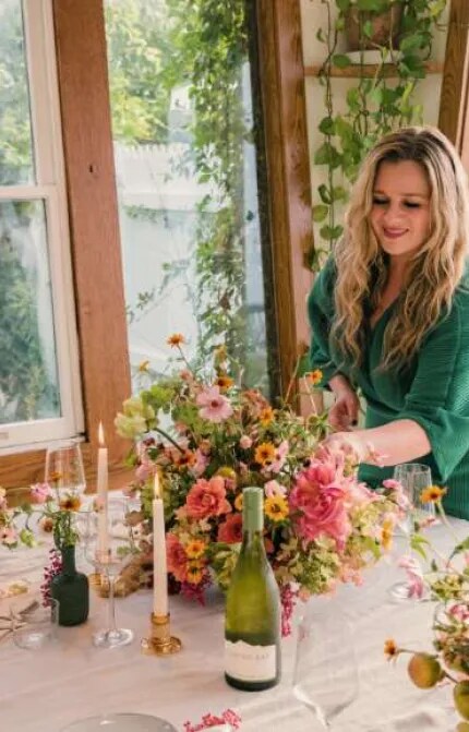 kelsea_olivia_setting_the_table