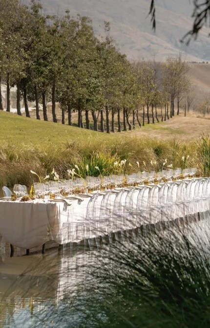 Cloudy Bay - Wonderscape table setting 